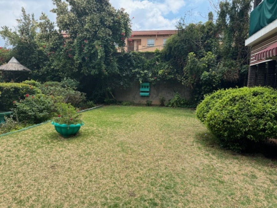2 Bedroom Property for Sale in Beverley Gardens Gauteng