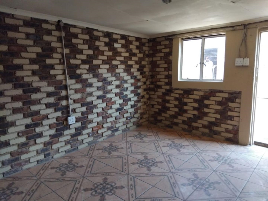 6 Bedroom Property for Sale in Brakpan Central Gauteng