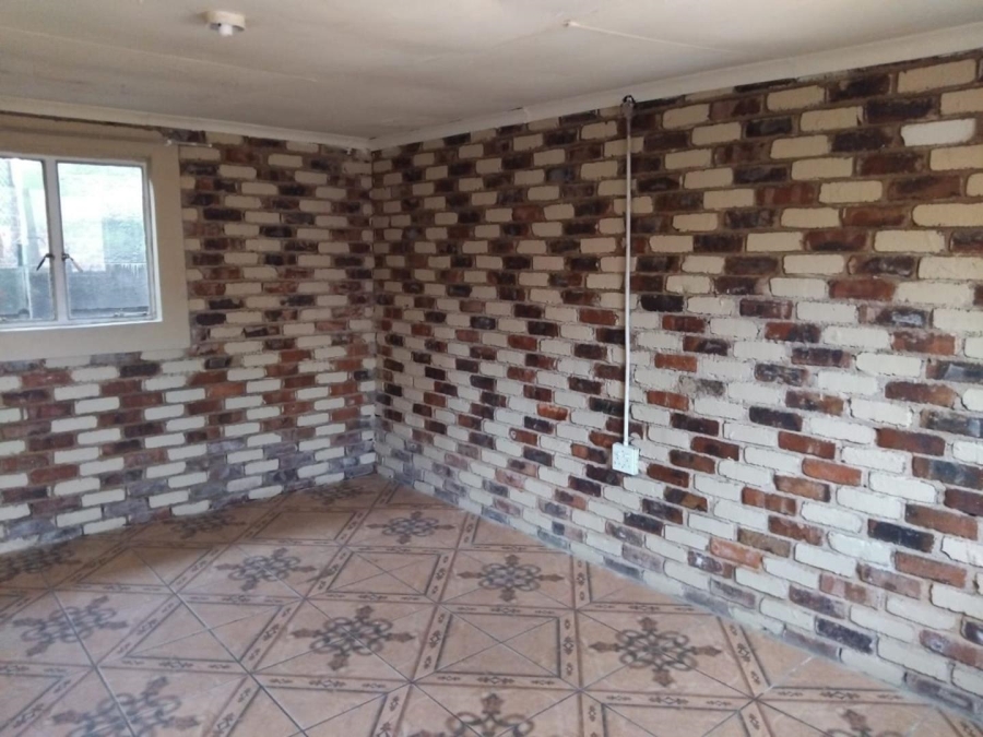 6 Bedroom Property for Sale in Brakpan Central Gauteng