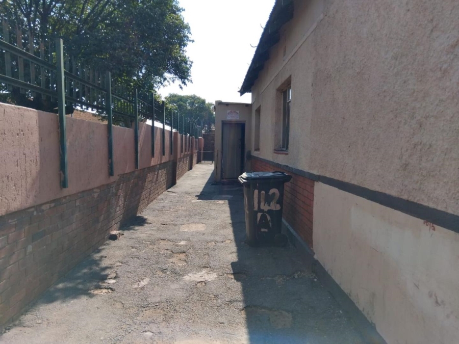 6 Bedroom Property for Sale in Brakpan Central Gauteng