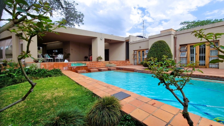 4 Bedroom Property for Sale in Bryanston Gauteng