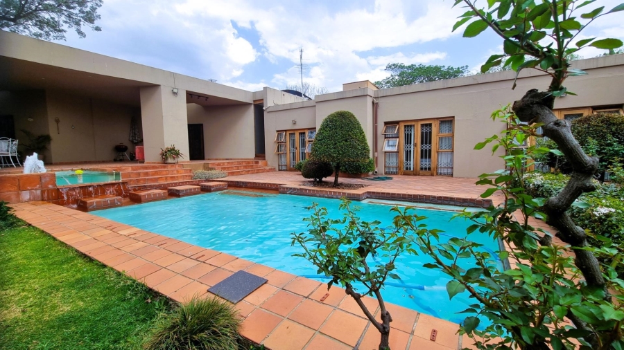 4 Bedroom Property for Sale in Bryanston Gauteng