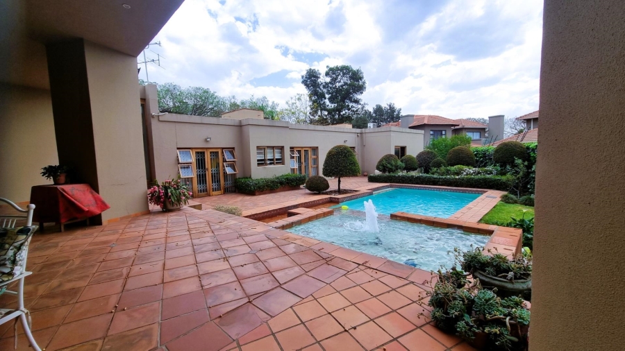4 Bedroom Property for Sale in Bryanston Gauteng