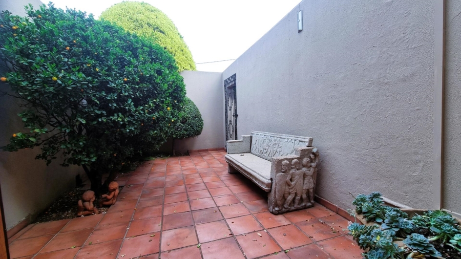 4 Bedroom Property for Sale in Bryanston Gauteng