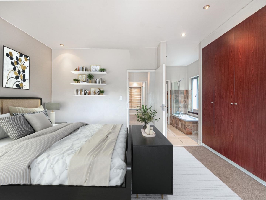 2 Bedroom Property for Sale in Bryanston Gauteng