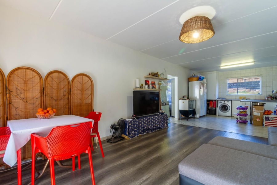 2 Bedroom Property for Sale in Buccleuch Gauteng