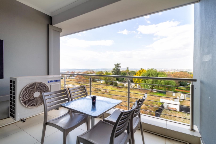 2 Bedroom Property for Sale in Bryanston Gauteng