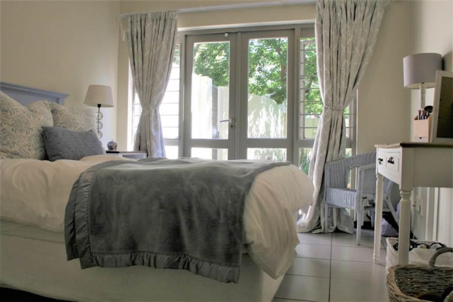 2 Bedroom Property for Sale in Bryanston Gauteng