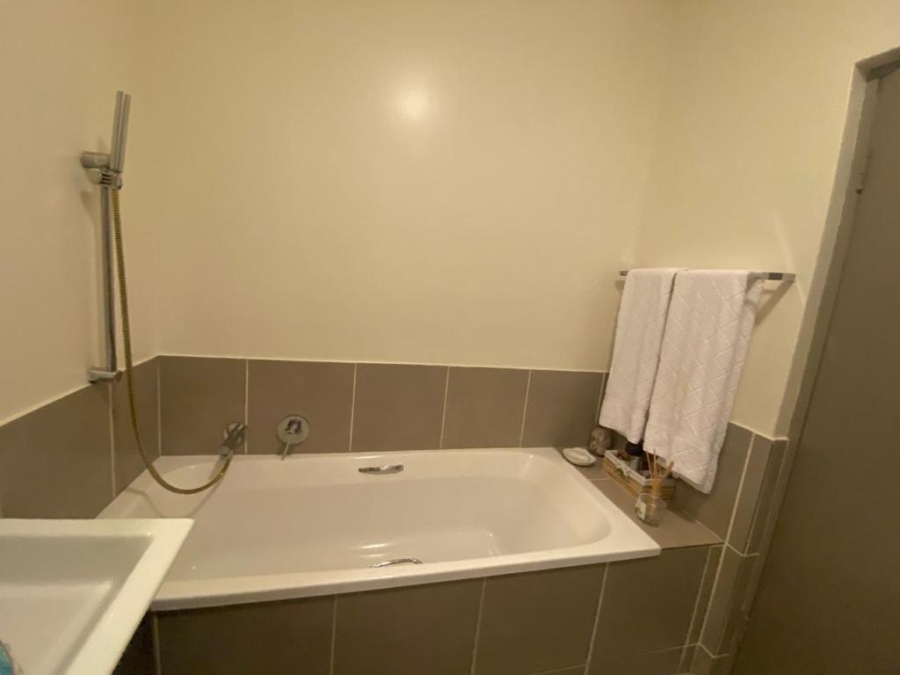 2 Bedroom Property for Sale in Bryanston Gauteng