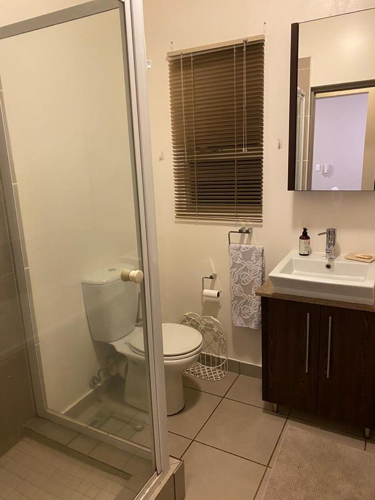 2 Bedroom Property for Sale in Bryanston Gauteng