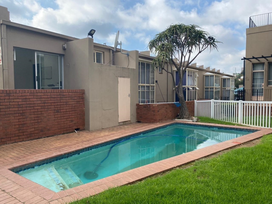 1 Bedroom Property for Sale in Richmond Gauteng