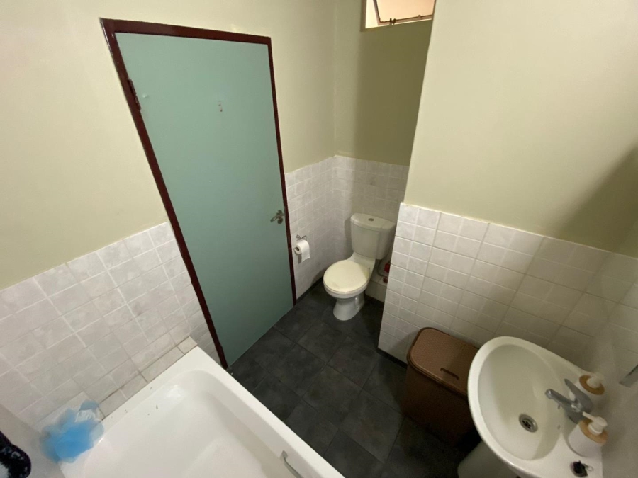 1 Bedroom Property for Sale in Richmond Gauteng