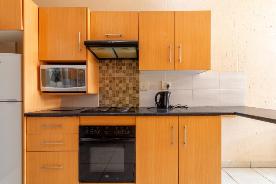 2 Bedroom Property for Sale in Buccleuch Gauteng