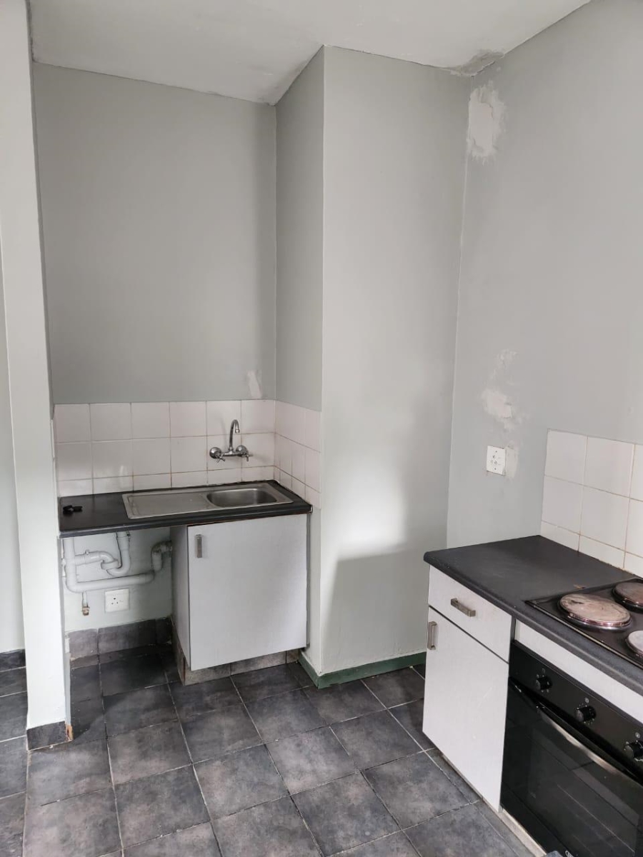 1 Bedroom Property for Sale in Richmond Gauteng