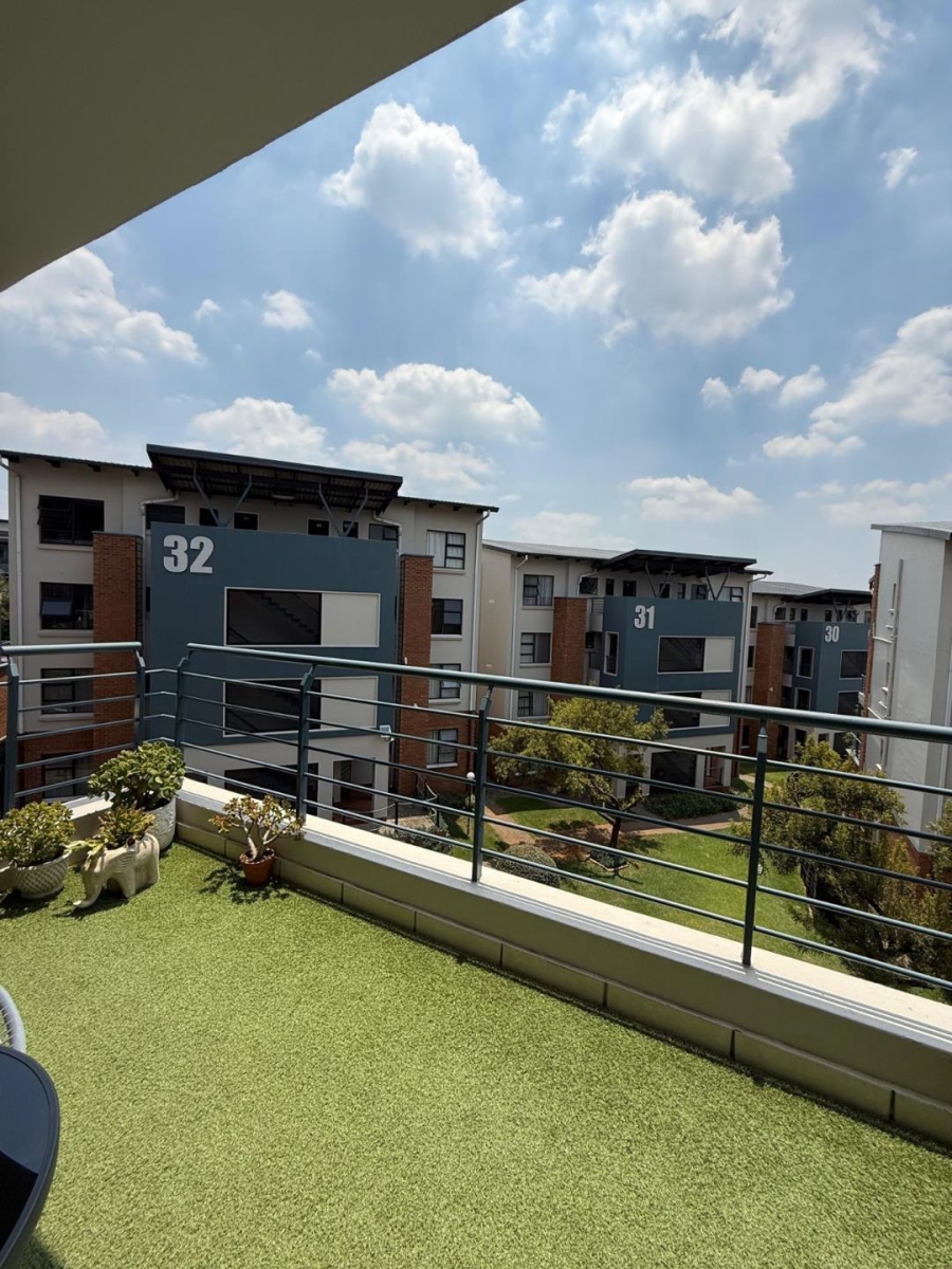2 Bedroom Property for Sale in Greenstone Gate Gauteng