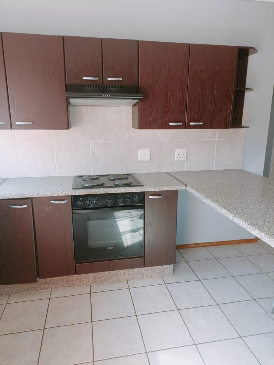 2 Bedroom Property for Sale in Weltevreden Park Gauteng