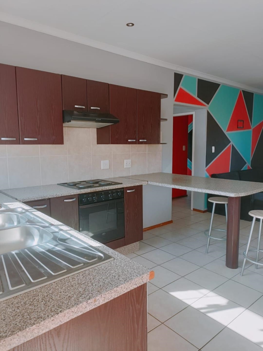 2 Bedroom Property for Sale in Weltevreden Park Gauteng