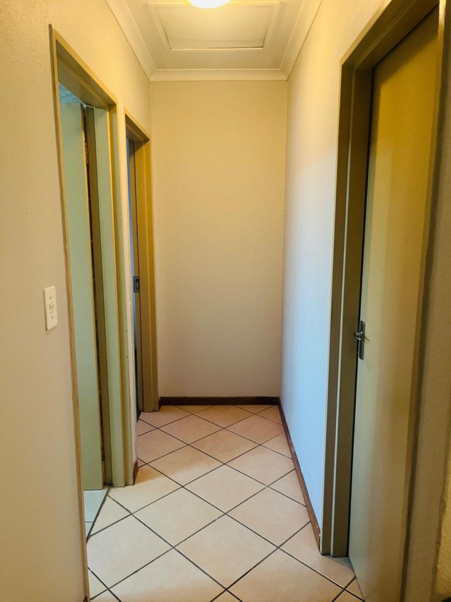 2 Bedroom Property for Sale in Elandspark Gauteng