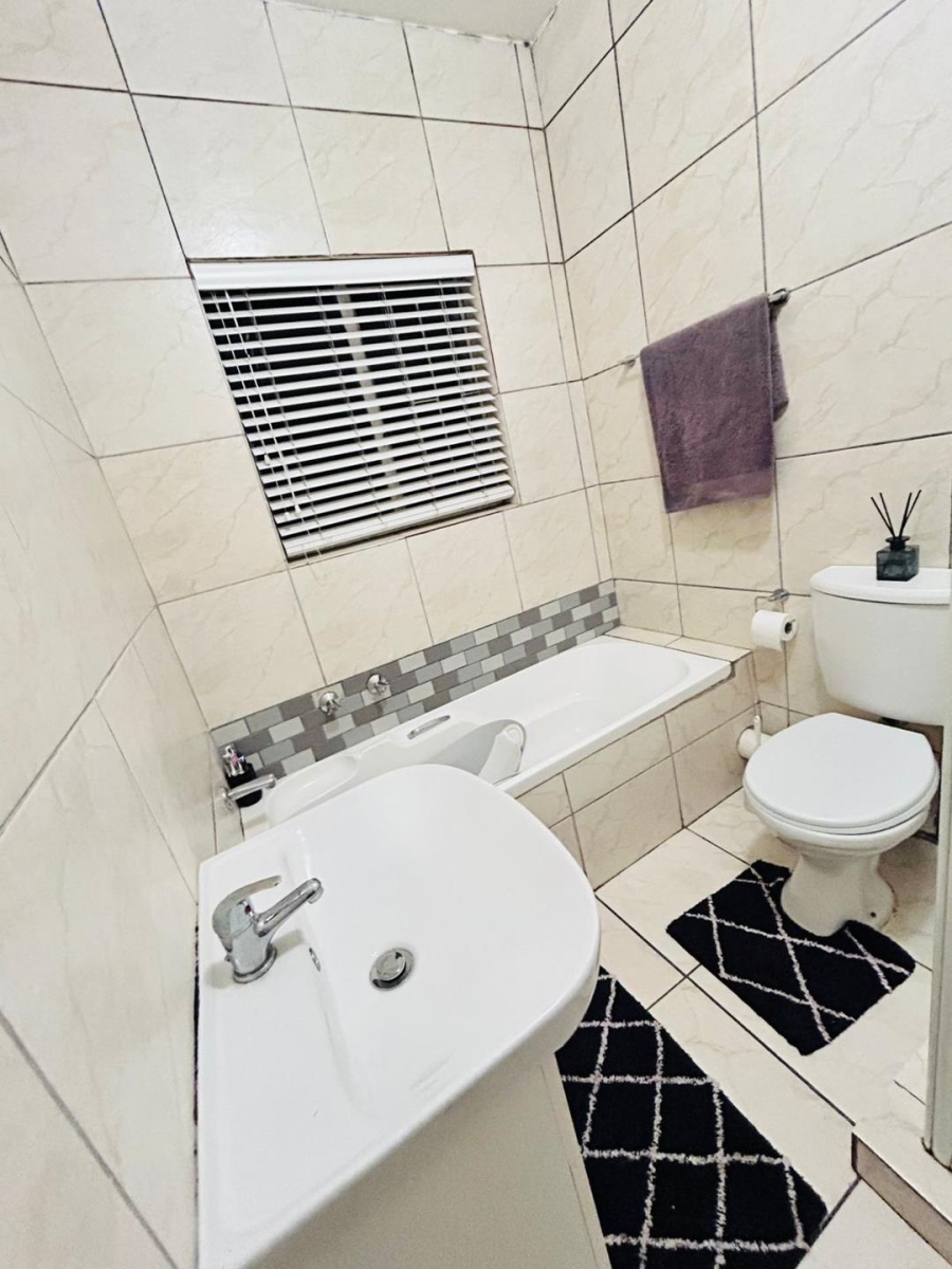 2 Bedroom Property for Sale in Malanshof Gauteng