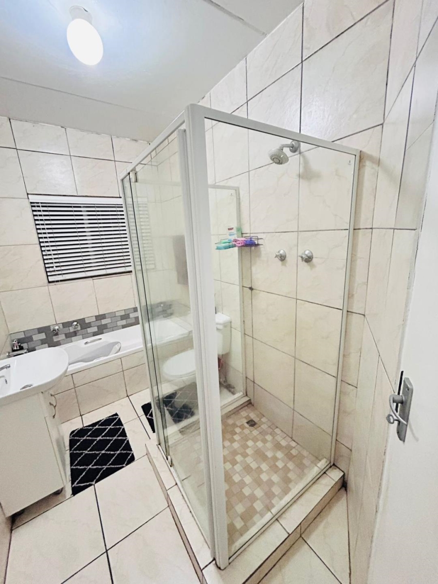 2 Bedroom Property for Sale in Malanshof Gauteng
