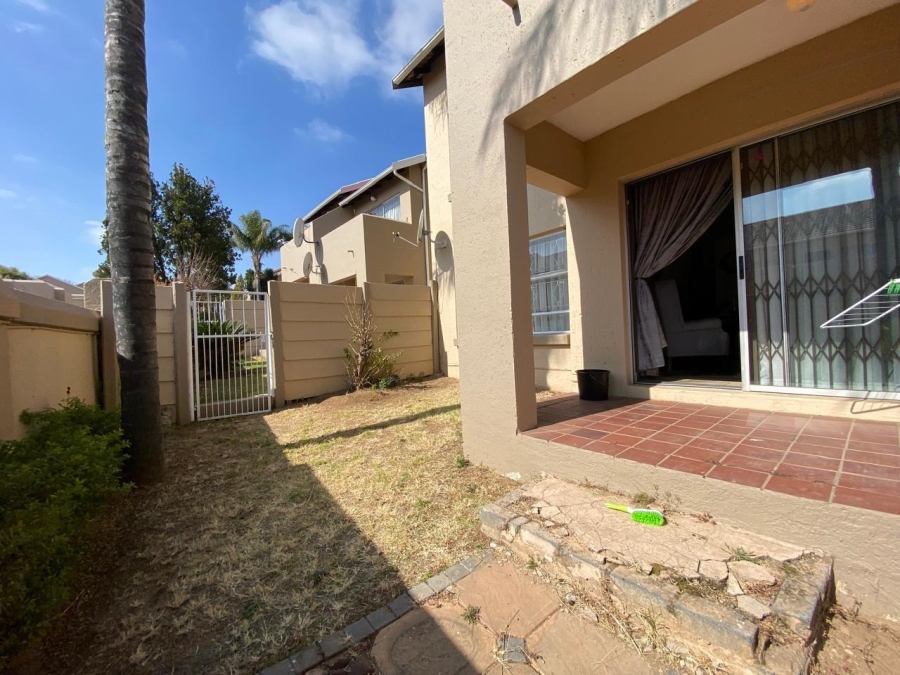 2 Bedroom Property for Sale in Vorna Valley Gauteng