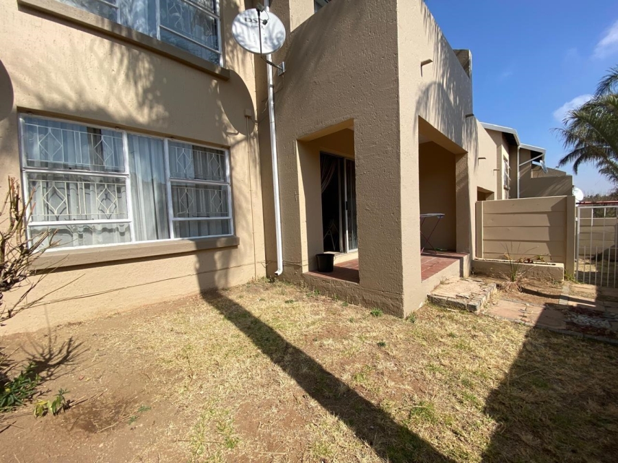 2 Bedroom Property for Sale in Vorna Valley Gauteng