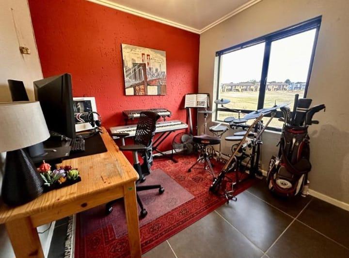2 Bedroom Property for Sale in Jackal Creek Golf Estate Gauteng