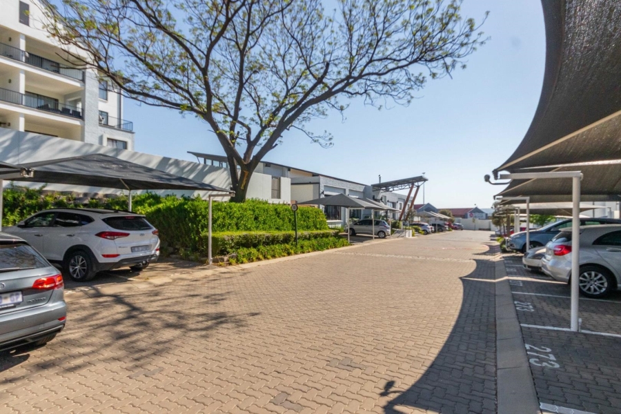 1 Bedroom Property for Sale in Bryanston Gauteng