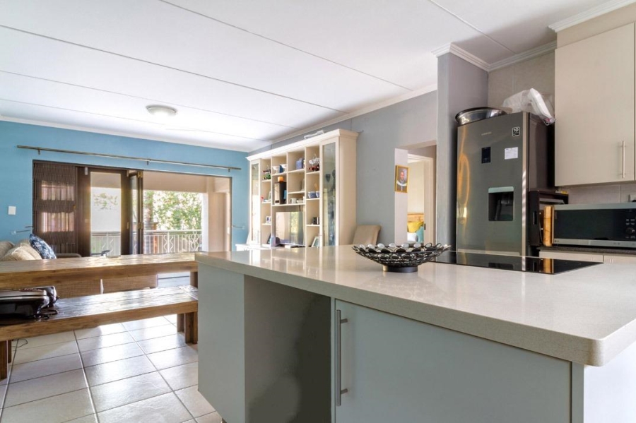 2 Bedroom Property for Sale in Sunninghill Gauteng
