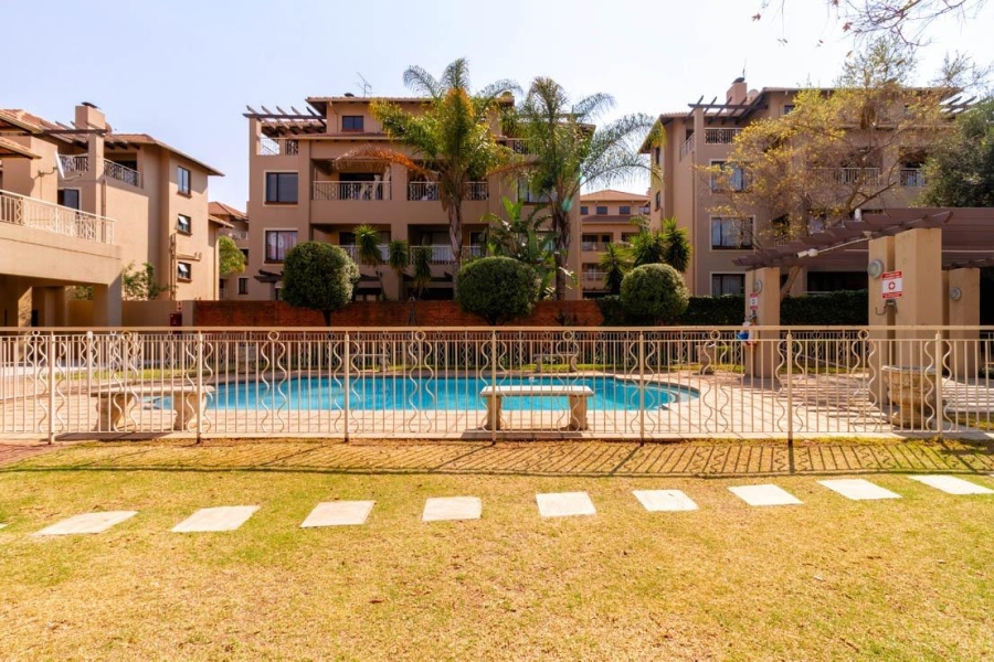 2 Bedroom Property for Sale in Sunninghill Gauteng