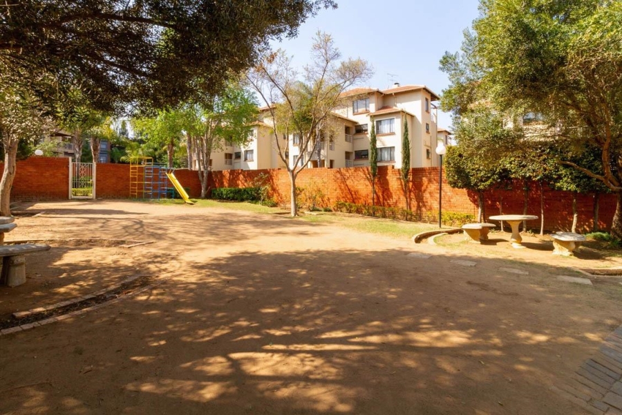 2 Bedroom Property for Sale in Sunninghill Gauteng