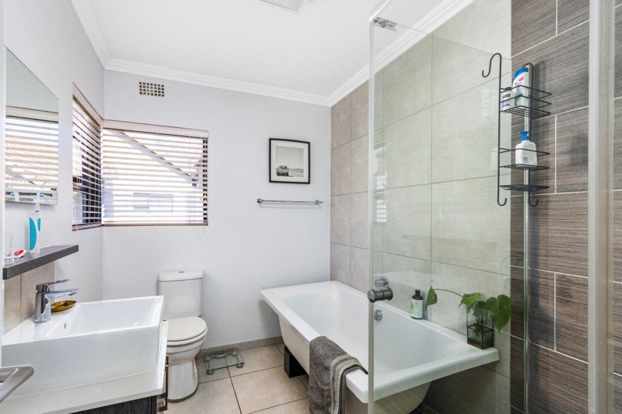 3 Bedroom Property for Sale in Paulshof Gauteng