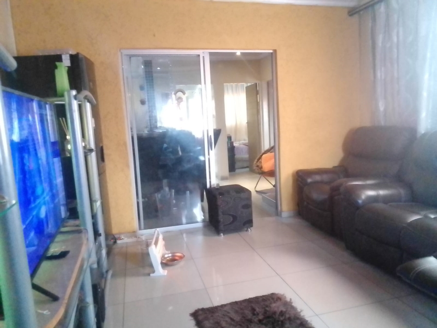3 Bedroom Property for Sale in Toekomsrus Gauteng