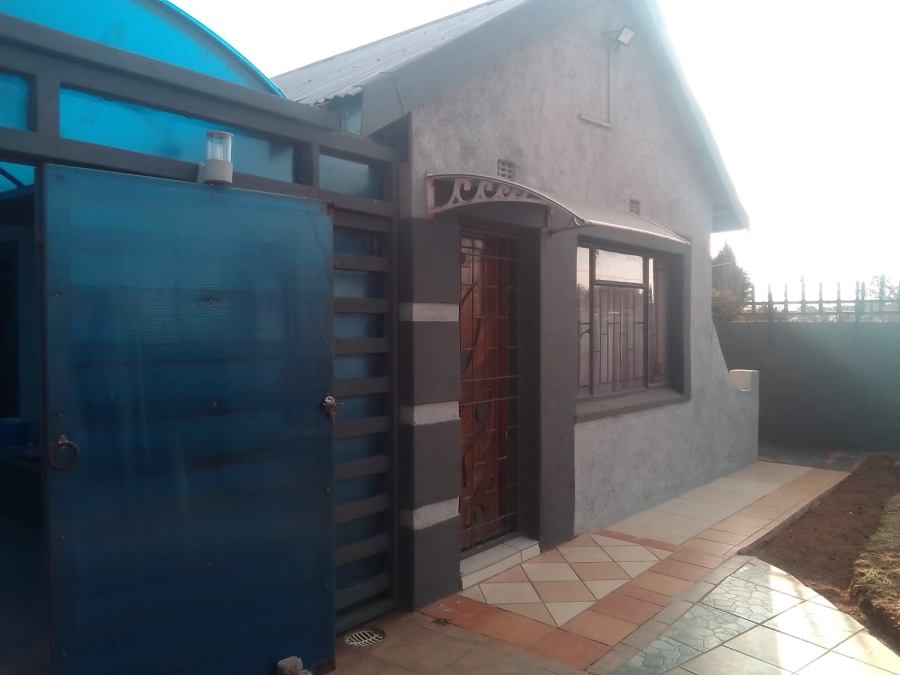 3 Bedroom Property for Sale in Toekomsrus Gauteng