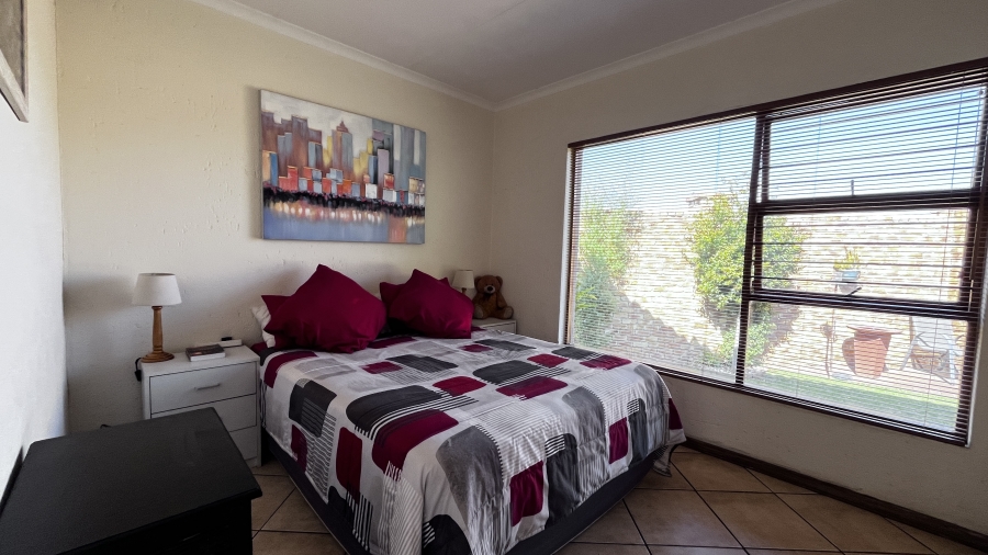 2 Bedroom Property for Sale in Brentwood Gauteng