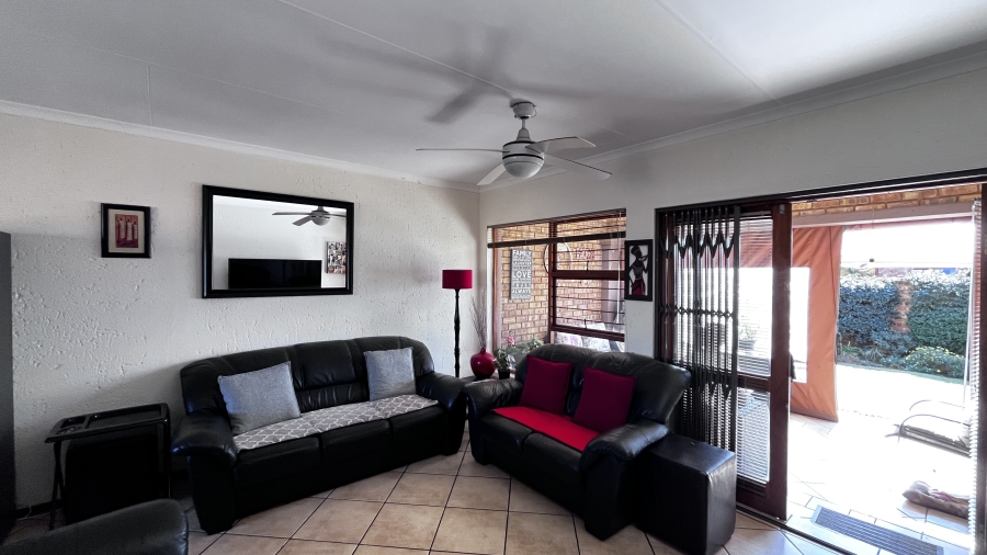 2 Bedroom Property for Sale in Brentwood Gauteng
