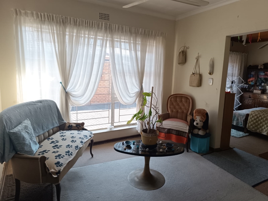 3 Bedroom Property for Sale in Helikonpark Gauteng