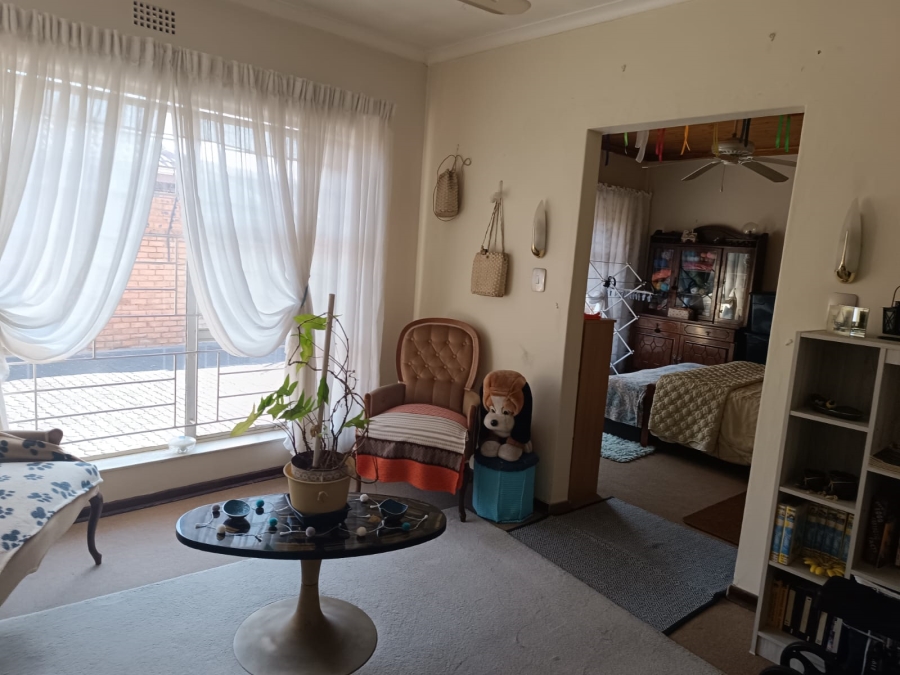 3 Bedroom Property for Sale in Helikonpark Gauteng