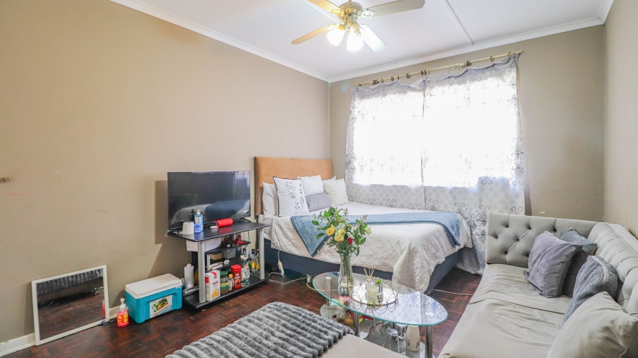 3 Bedroom Property for Sale in Highlands North Gauteng