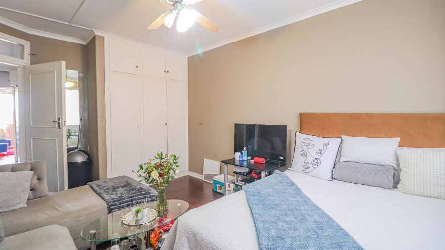 3 Bedroom Property for Sale in Highlands North Gauteng