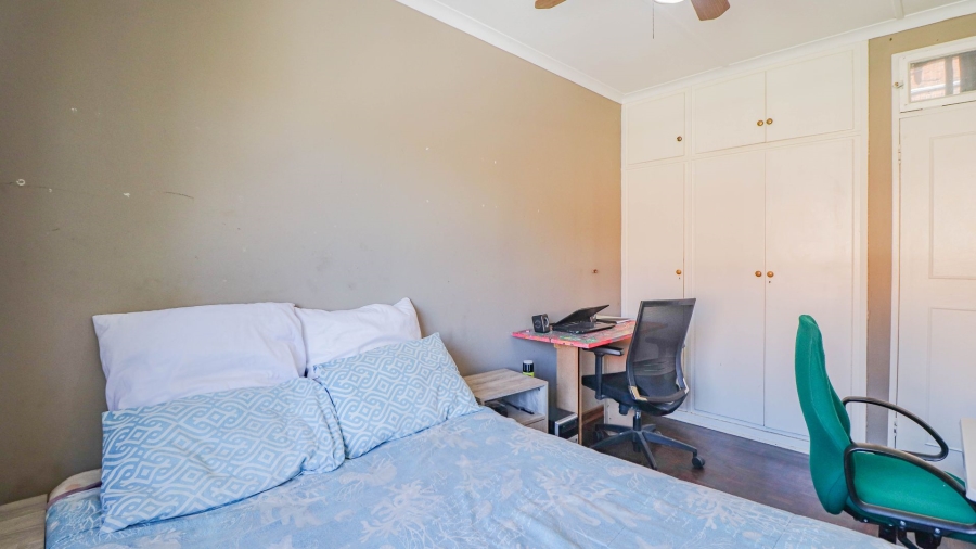 3 Bedroom Property for Sale in Highlands North Gauteng