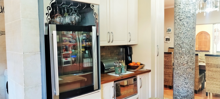4 Bedroom Property for Sale in Rant En Dal Gauteng