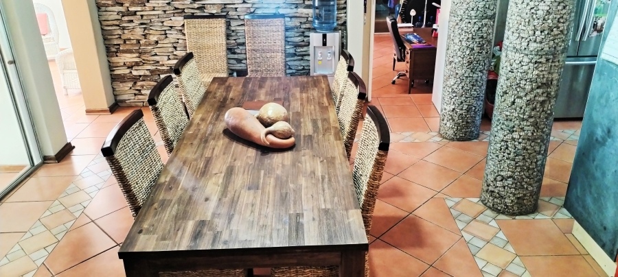 4 Bedroom Property for Sale in Rant En Dal Gauteng
