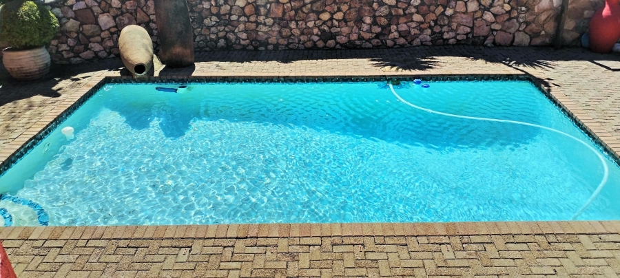 4 Bedroom Property for Sale in Rant En Dal Gauteng