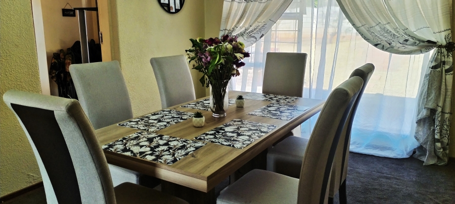 3 Bedroom Property for Sale in Rant En Dal Gauteng