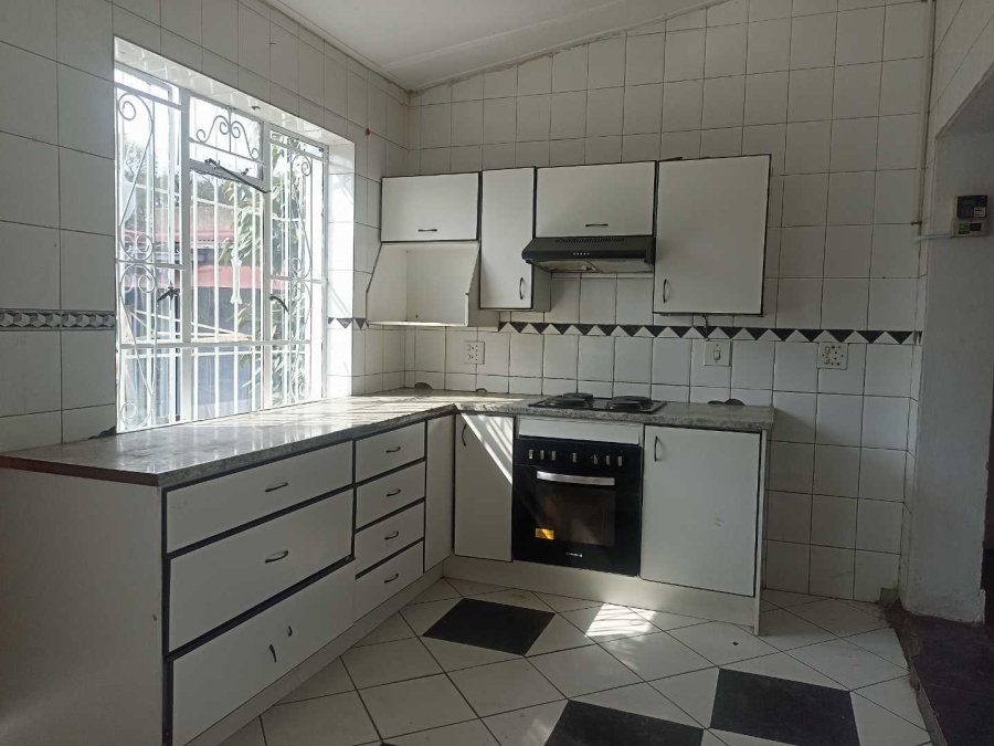3 Bedroom Property for Sale in Orange Grove Gauteng