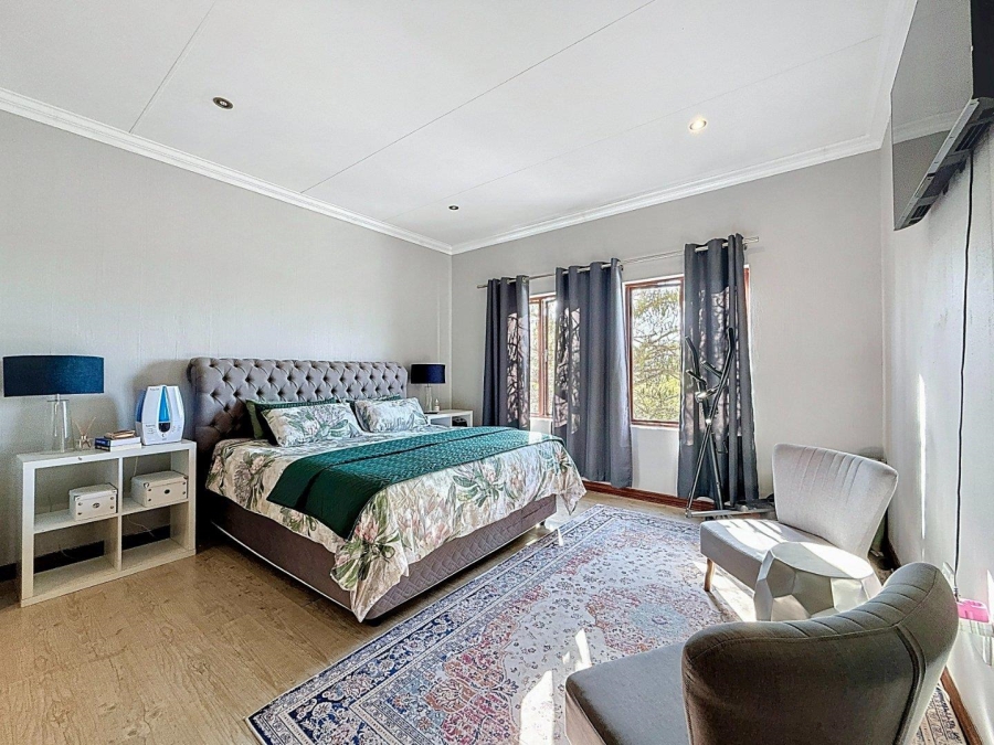 4 Bedroom Property for Sale in Country View Estate Gauteng