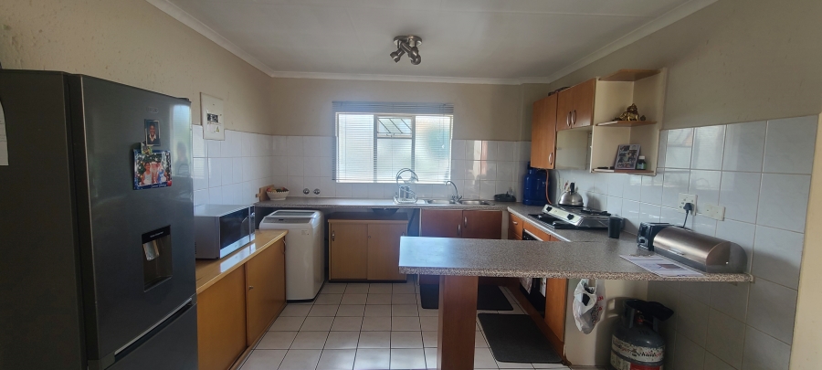 3 Bedroom Property for Sale in Eden Glen Gauteng