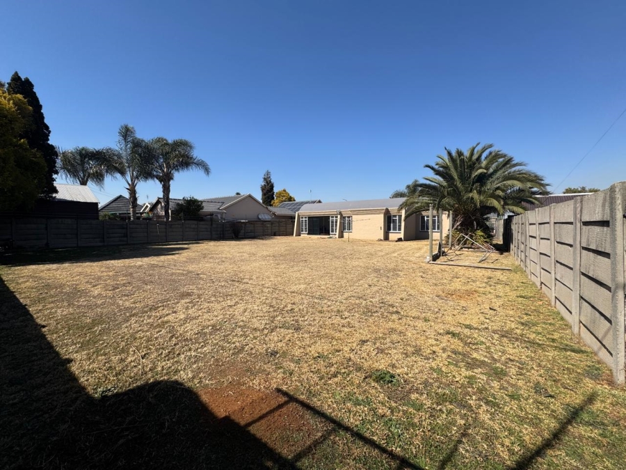 4 Bedroom Property for Sale in Mayberry Park Gauteng