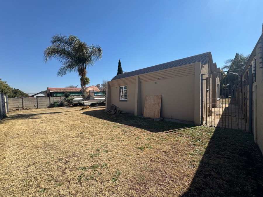 4 Bedroom Property for Sale in Mayberry Park Gauteng